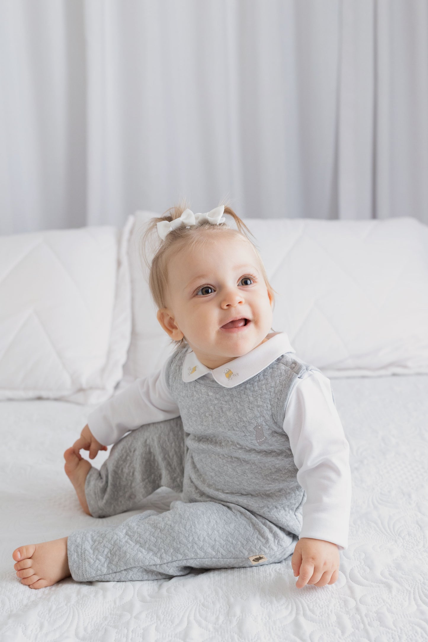 Body Branco Manga Longa com Gola Bebe com bordado de pássaro